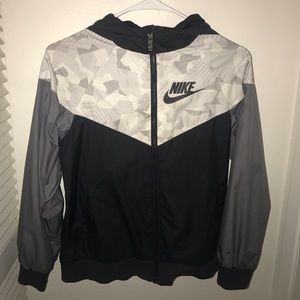 Nike Jacket (windbreaker) Never Worn